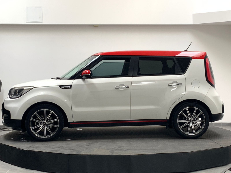 KIA Soul  5 pts. SX, 1.6T, TA, a/ac. Aut., f. led, xenón, RA-18 2018